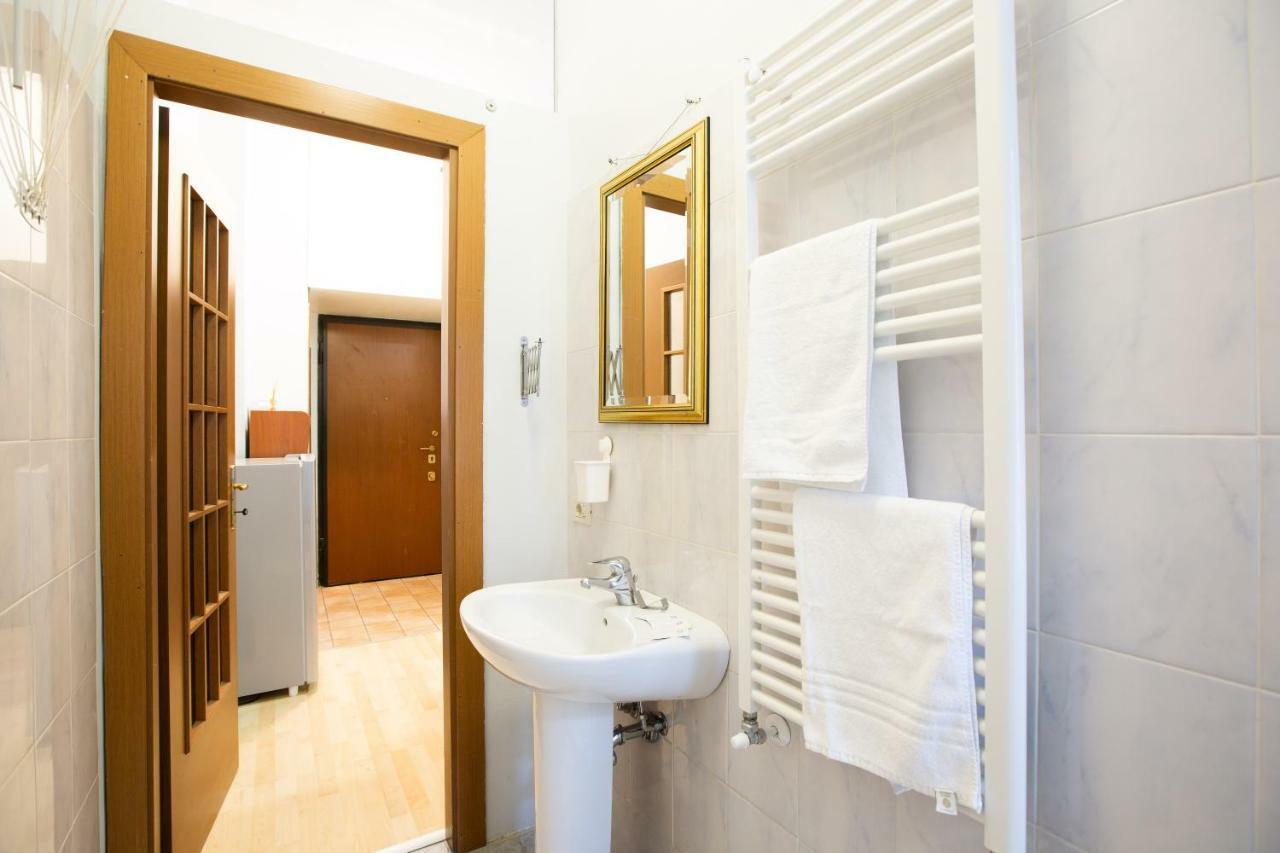 Apartment Veniero 12 ミラノ エクステリア 写真